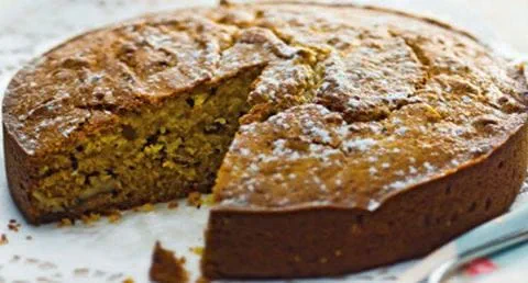 recipe image Bolo de requeijão com sésamo e nozes