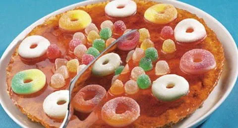 recipe image Tarte de Tangerina com Gomas Coloridas