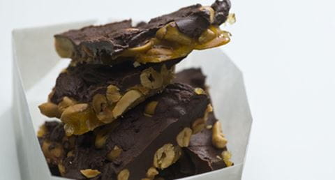 recipe image Nougat de amendoim com cobertura de chocolate