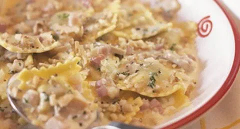 recipe image Raviolli com Molho de Cogumelos e Nozes