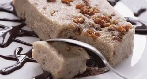 recipe image Parfait de castanhas com praliné de amêndoa