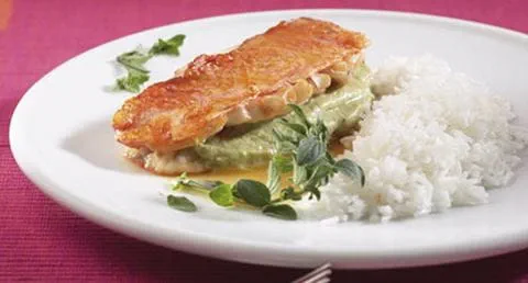 recipe image Salmonete Recheado com Esparregado de Feijão Verde