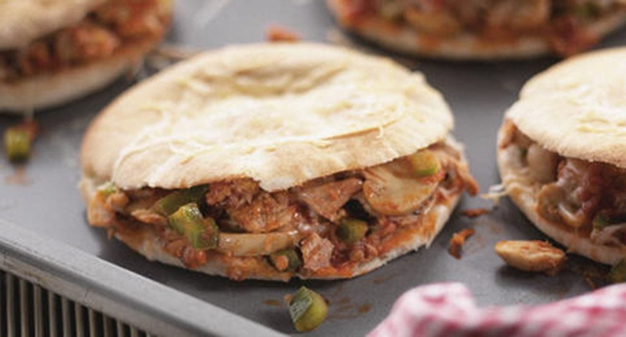 recipe image Calzonni de Pimentos e Atum