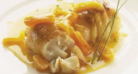 recipe image Rolos de linguado com risotto de chá branco