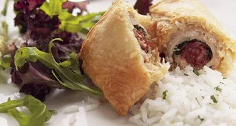 recipe image Rolinhos de peru recheados em crosta folhada