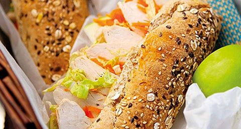 recipe image Sanduíche de frango em baguette de 8 cereais