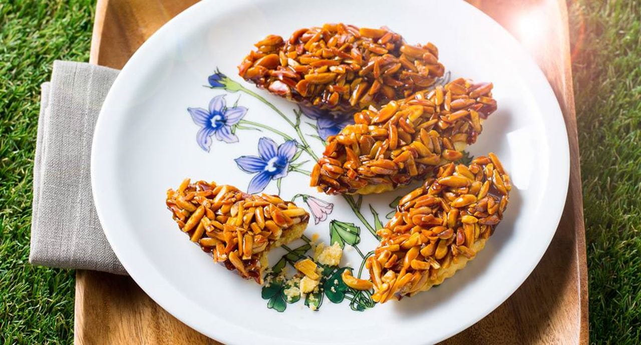 recipe image Mini tartes de amêndoa crocante