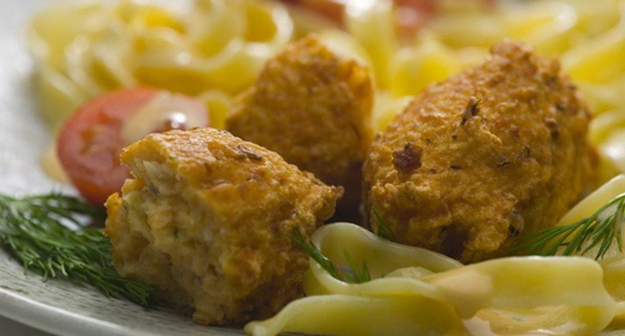 recipe image Pastéis de salmão com molho rosado