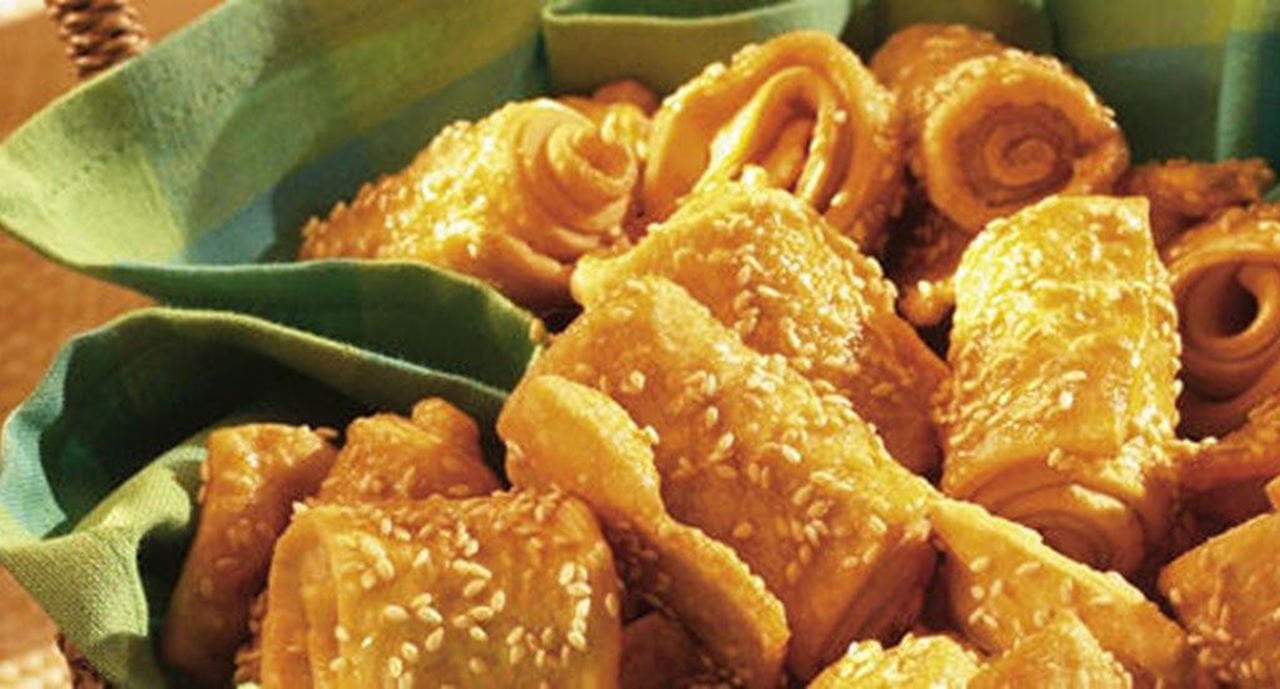 recipe image Fritos Enrolados com Xarope