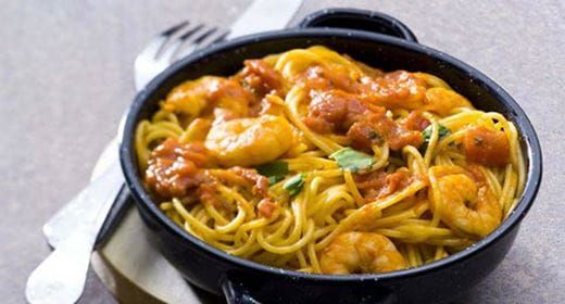 recipe image Esparguete com camarão e gengibre