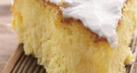 recipe image Bolo de coco com fondant de limão