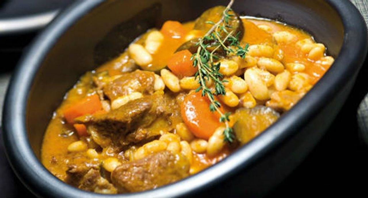 recipe image Borrego com espumante e especiarias