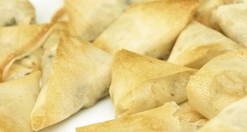 recipe image Triângulos de brick com pasta de queijo