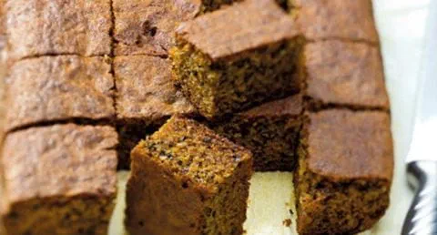 recipe image Quadrados de noz com mel e gengibre