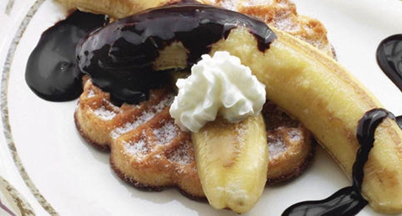 recipe image Waffles com Banana e Chocolate