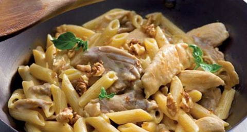 recipe image Caçarola de frango com cogumelos e massa