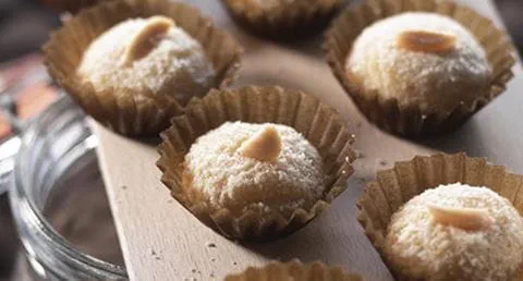 recipe image Bombons de Ovo e Amêndoa