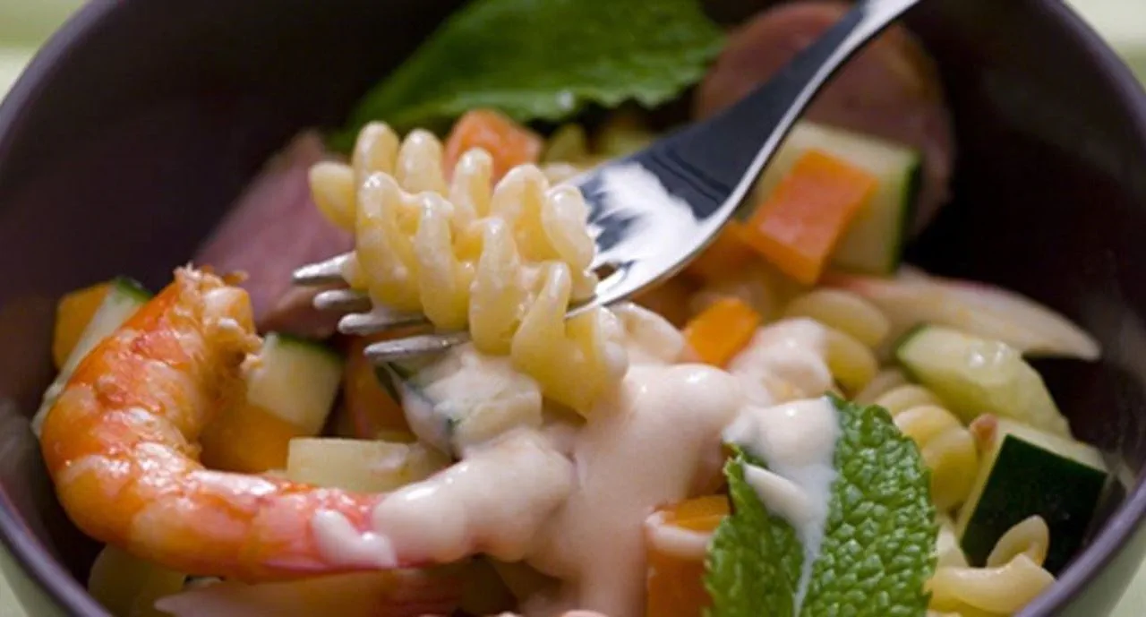 recipe image Salada fresca do campo e do mar