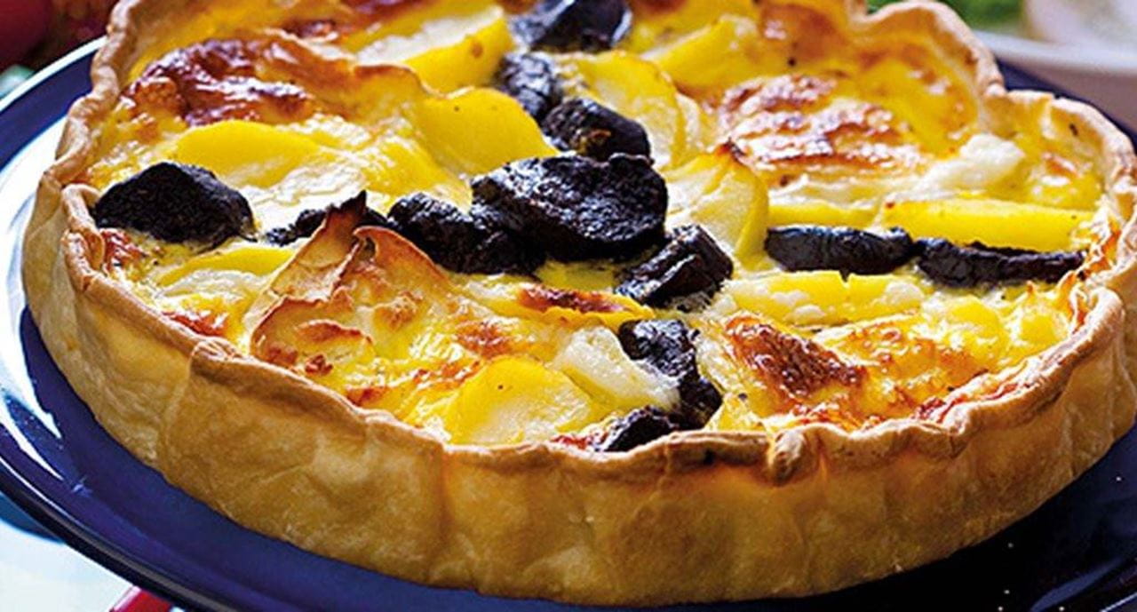 recipe image Tarte de chèvre com morcela e batata