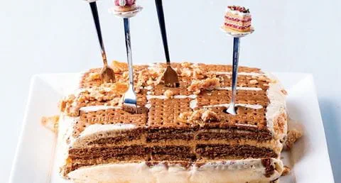 recipe image Bolo de Bolachas com Creme de Mascarpone e Manteiga de Amendoim