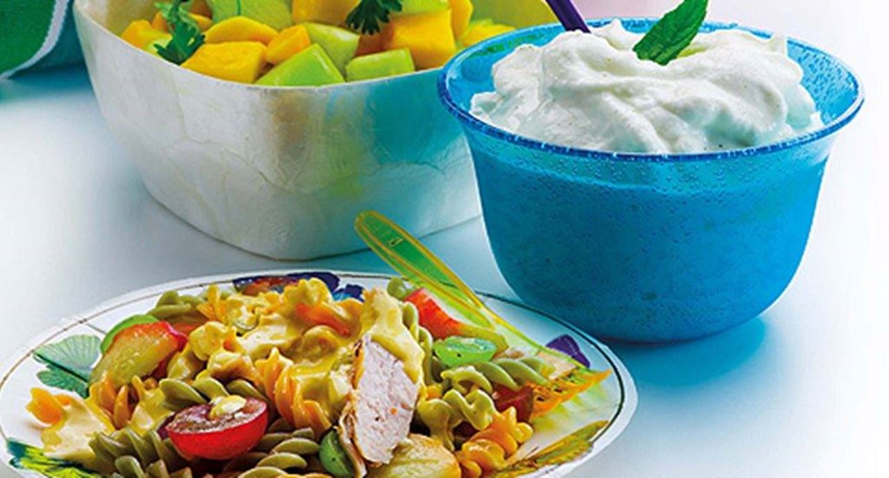 recipe image Salada de frango com uvas e pêssego