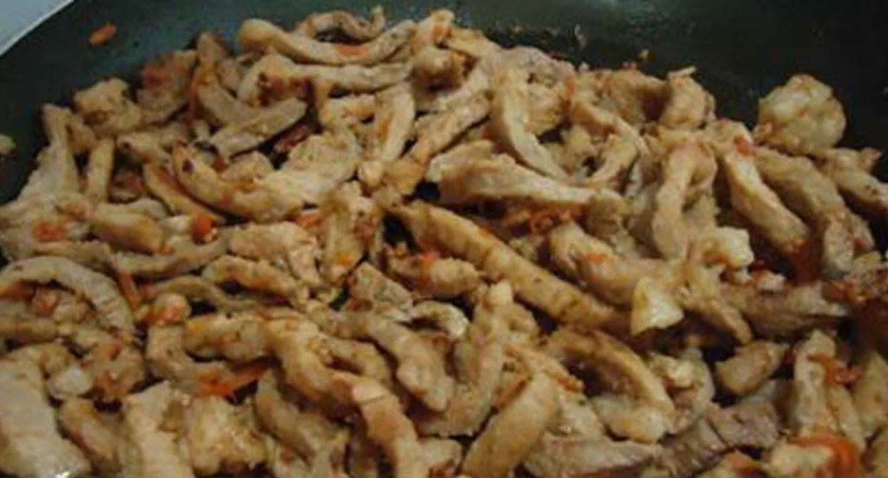 recipe image Tirinhas de Porco Salteadas com Cebola e Whiskey