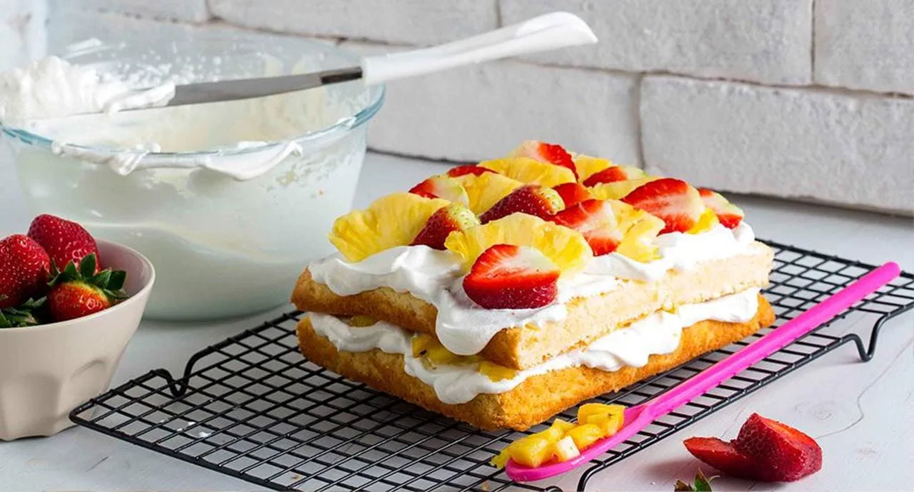 recipe image Bolo de fécula com abacaxi