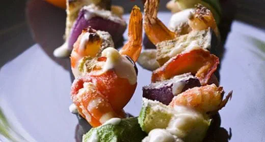 recipe image Espetadinha de legumes assados com entremeio de camarão