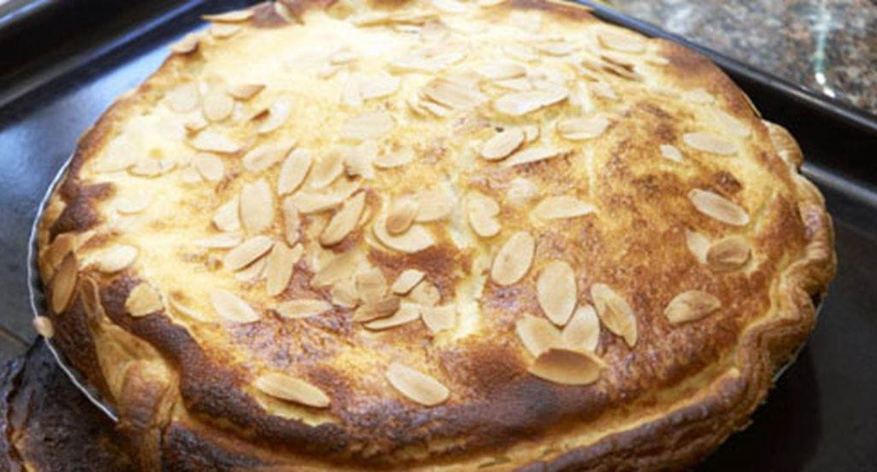 recipe image Tarte folhada de castanhas com amêndoas