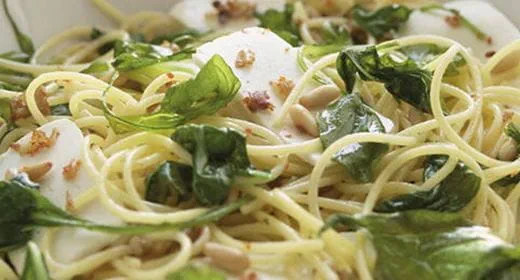 recipe image Esparguete com Molho de Rúcula