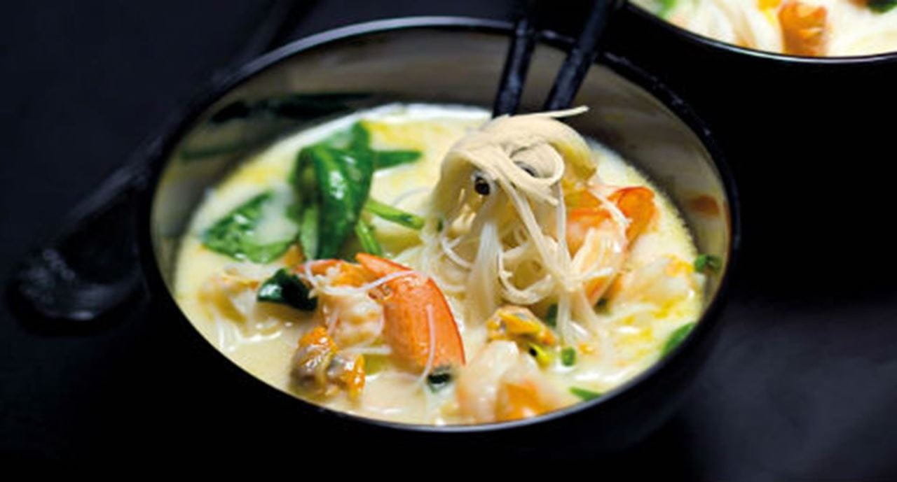 recipe image Sopa picante de frutos do mar com lima