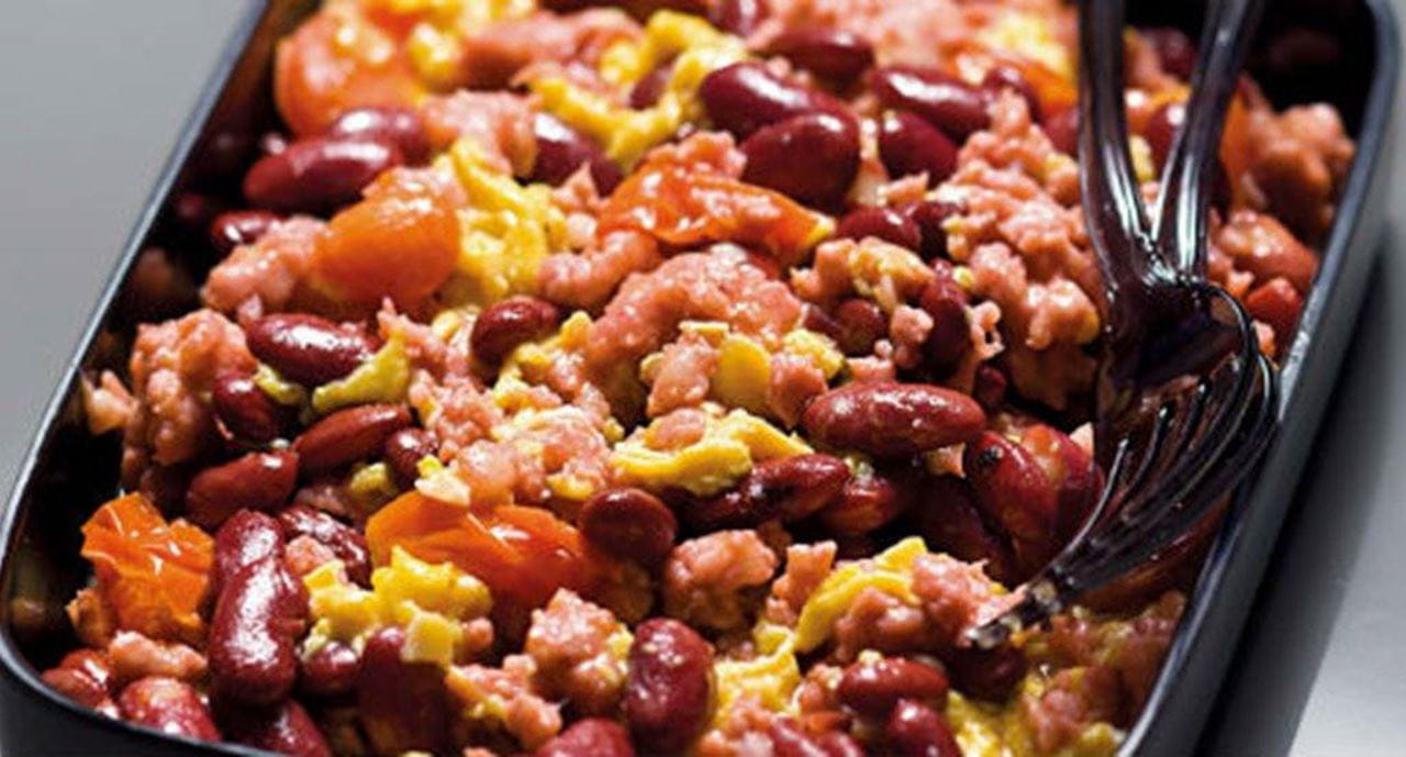 recipe image Picadinho de salsicha com feijão encarnado e ovos mexidos