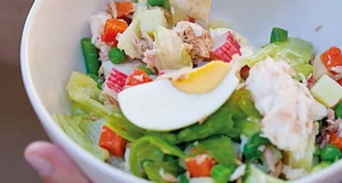 recipe image Salada do mar com 3 molhos