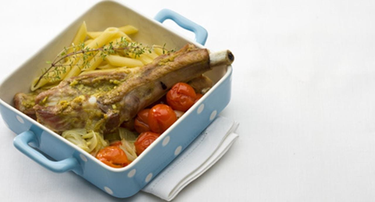 recipe image Entrecosto no forno com tomate cereja