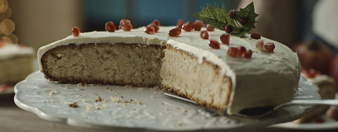 recipe image Bolo de iogurte e mel com cobertura