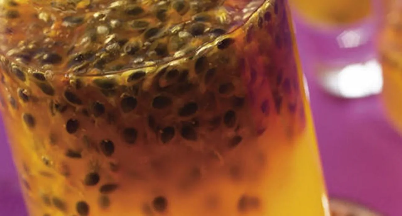 recipe image Licor de Maracujá