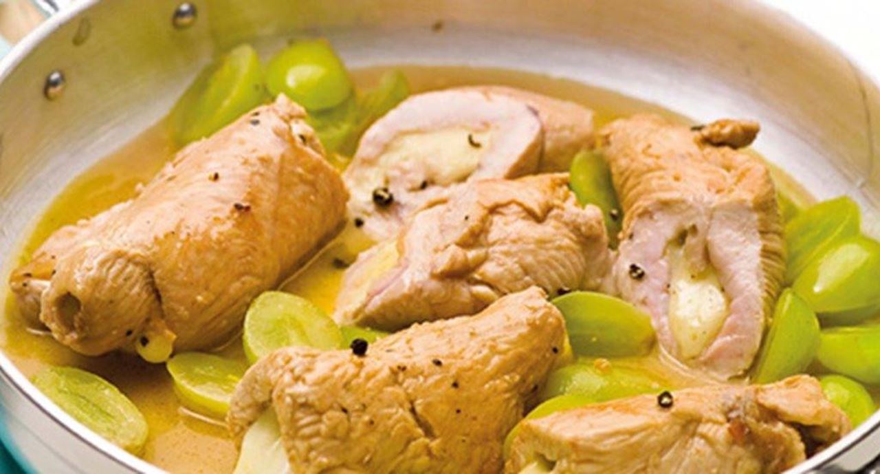 recipe image Bifes de peru recheados com uvas e molho moscatel