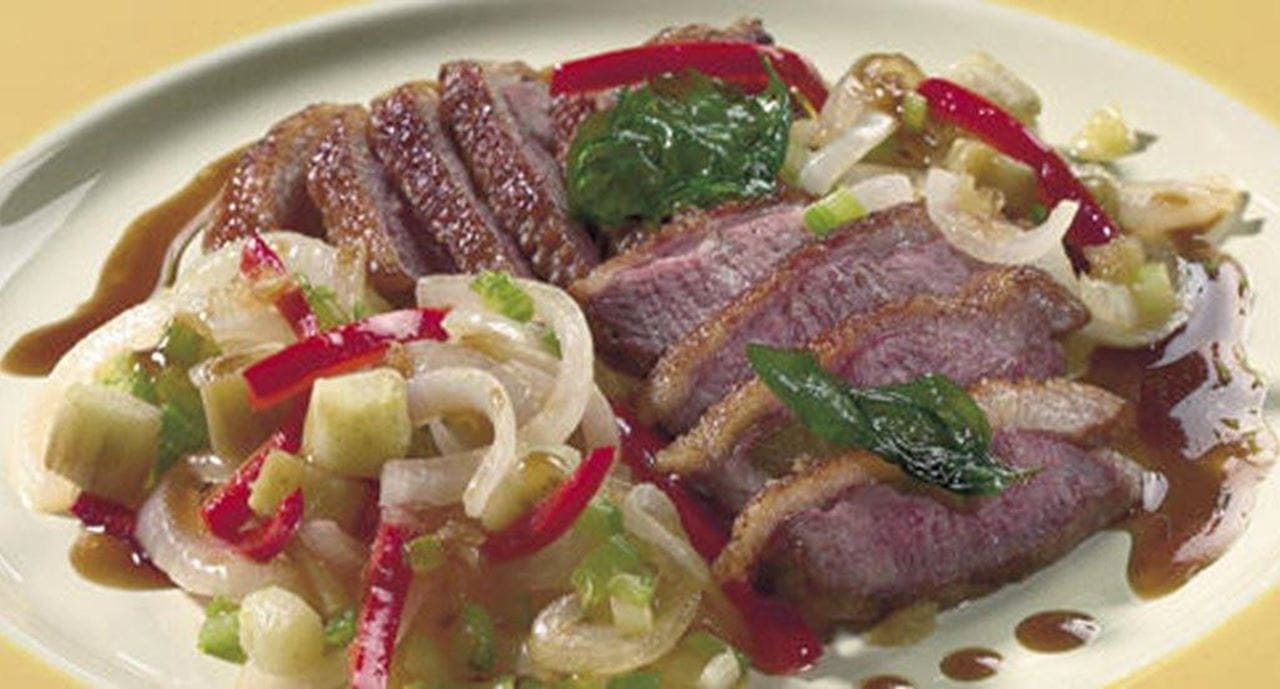 recipe image Peito de Pato com Manjericão e Aipo