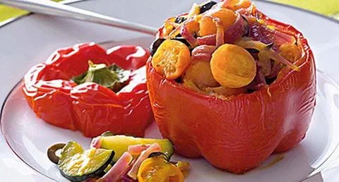recipe image Pimentos recheados com legumes estufados