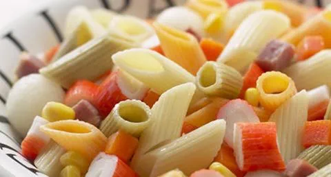 recipe image Salada de Massa com Delícias do Mar e Meloa