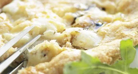 recipe image Cheese Tarte Gratinada com Rúcula Selvagem e Vinagrete Balsâmico