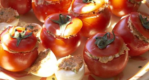 recipe image Tomate recheado com pasta de atum