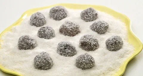 recipe image Brigadeiros de coco