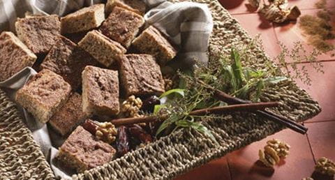 recipe image Bolo de Tâmaras e Nozes