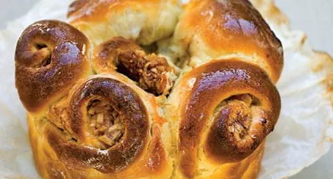 recipe image Folar de bolas com maçã e frutos secos