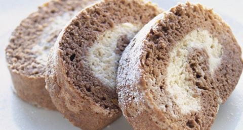 recipe image Rolo de chocolate com recheio de castanhas