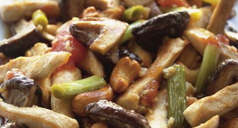 recipe image Frango com caju e gengibre