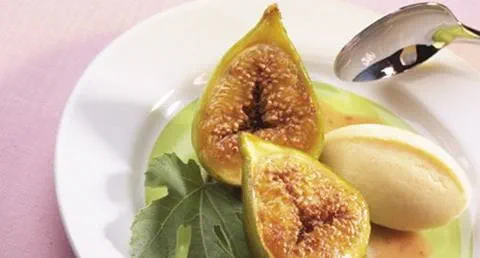 recipe image Sobremesa de Queijo e Figos