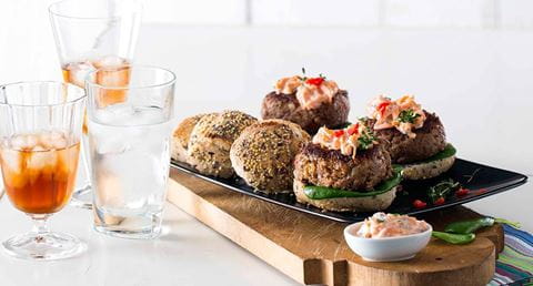 recipe image Hambúrguer de vaca com alheira e nozes