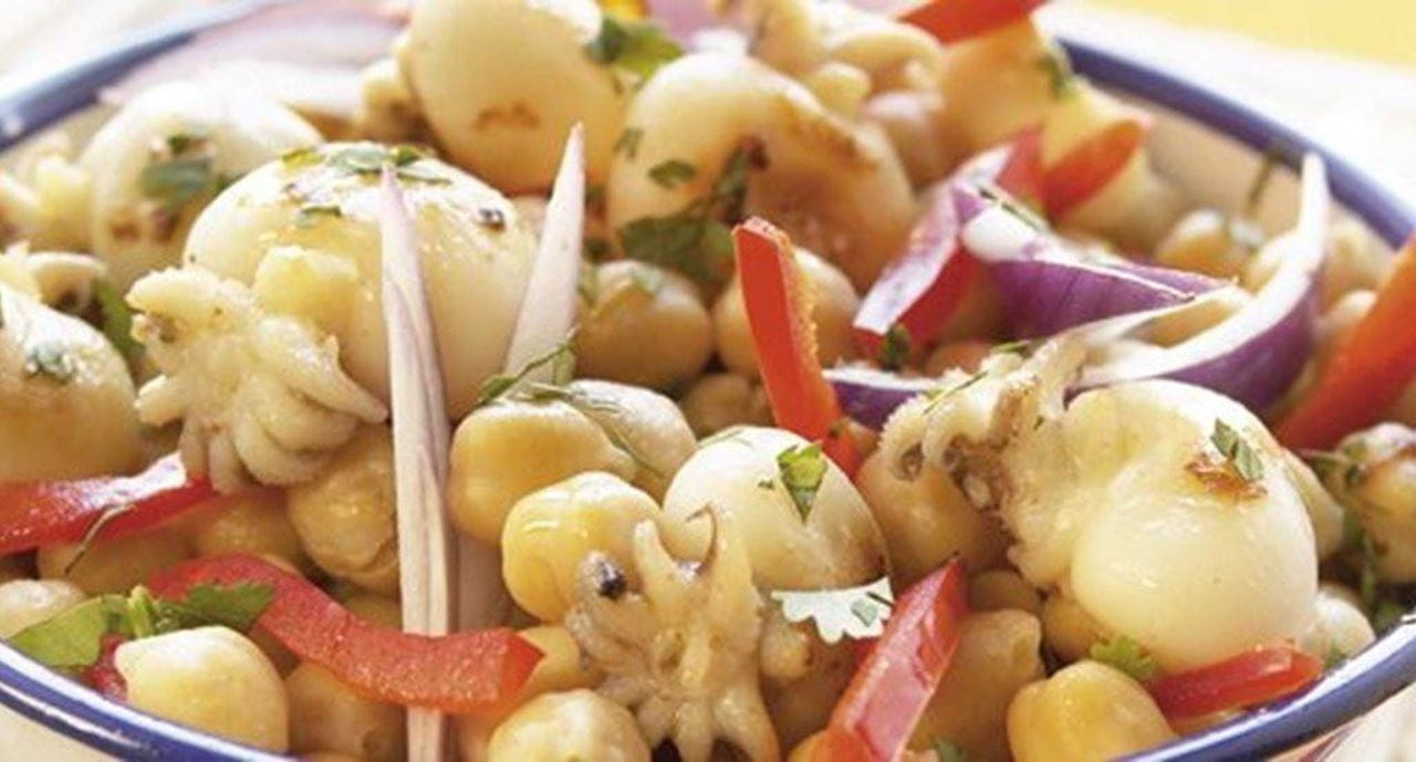 recipe image Salada de choquinhos com grão